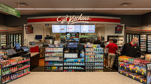 QT Ribbon Cutting 4-23-25 (18 of 27)