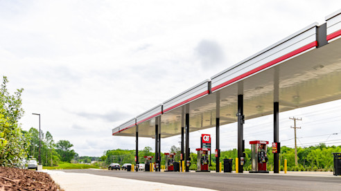 QT Ribbon Cutting 4-23-25 (1 of 27)