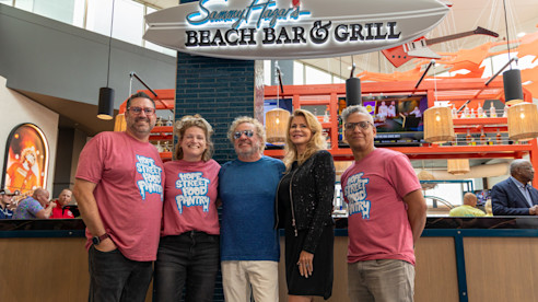 Sammy Hagar-s Beach Bar and Grill 6-24-25 (105 of 192)