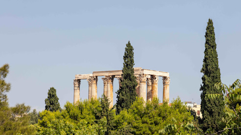 the-temple-of-olympian-zeus-in-athens-2024-12-07-16-34-28-utc